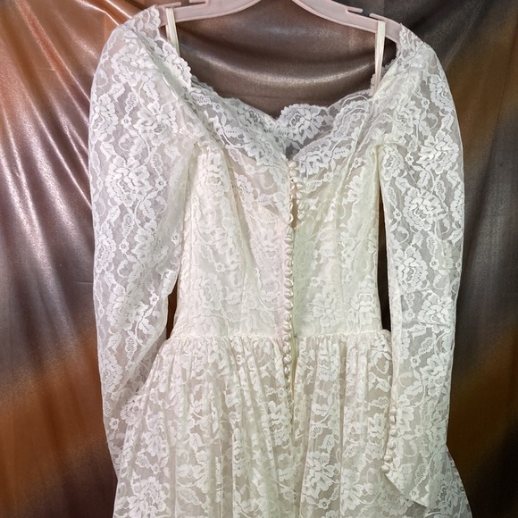 Vintage 1950’s white wedding dress. Size xs. 32” chest‎ 24” waist. Bag b53 ACE - Picture 4 of 9